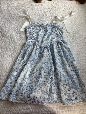 SHEIN White & Blue Floral Tie-Shoulder Sundress for Kids